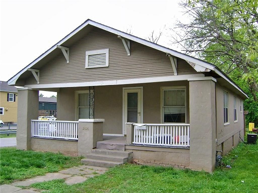 2024 S Broadway Street, Pittsburg, KS 66762