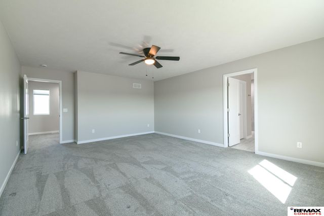 10862 Legends Lane, Lincoln, NE 68527