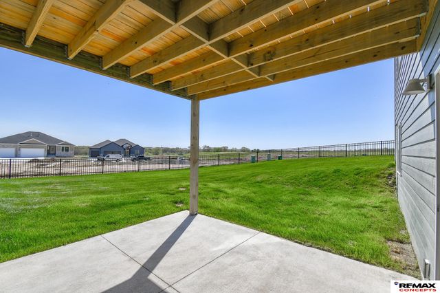 10862 Legends Lane, Lincoln, NE 68527