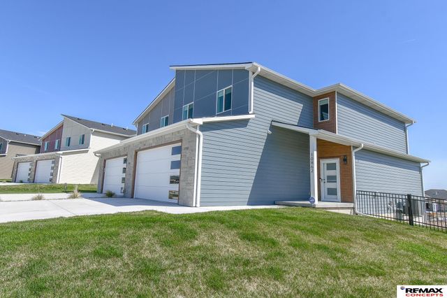 10862 Legends Lane, Lincoln, NE 68527