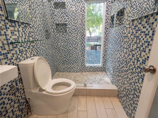 8922 Angora Street, Dallas, TX 75218