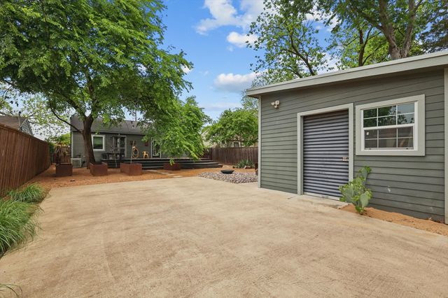 8922 Angora Street, Dallas, TX 75218