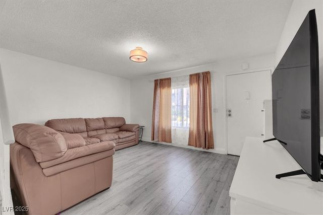 4123 Mississippi Avenue, Las Vegas, NV 89103