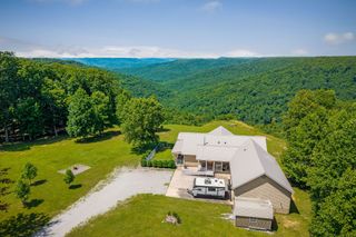 730 Wigwam St, Sparta, TN 38583