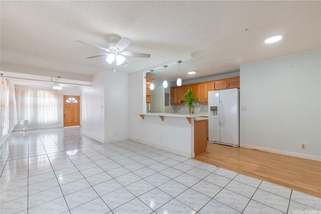 94-155 Maaniani Way, Waipahu, HI 96797