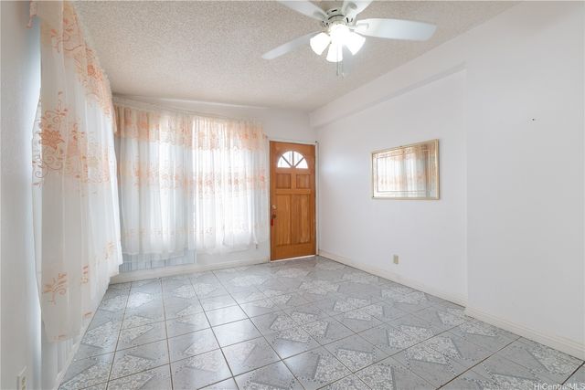 94-155 Maaniani Way, Waipahu, HI 96797