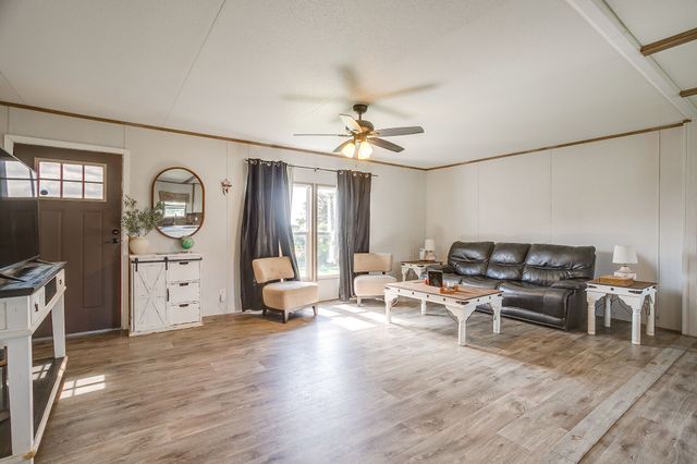 701 Trails, Poolville, TX 76487