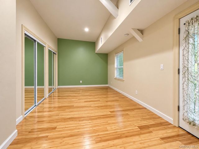 34 E Williston Avenue, East Williston, NY 11596