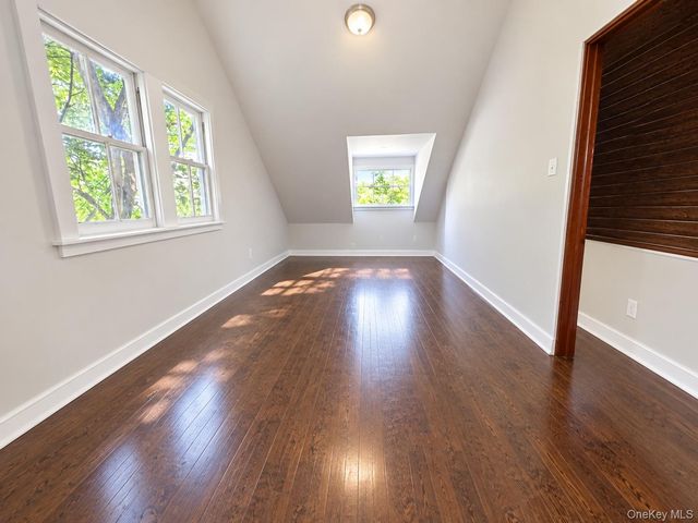 34 E Williston Avenue, East Williston, NY 11596