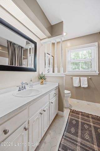 1204 Bentwood Way, Louisville, KY 40223
