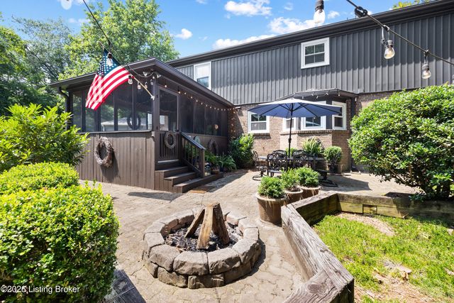 1204 Bentwood Way, Louisville, KY 40223