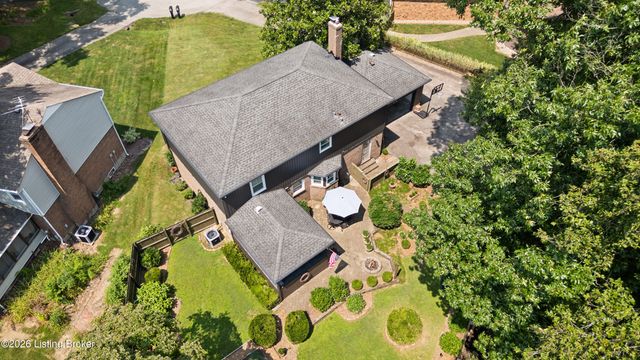 1204 Bentwood Way, Louisville, KY 40223