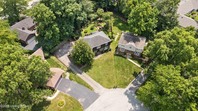 1204 Bentwood Way, Louisville, KY 40223
