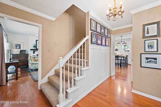 1204 Bentwood Way, Louisville, KY 40223