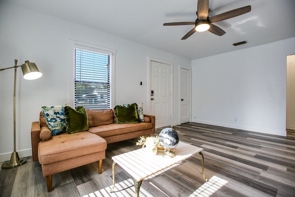 Image 7 of property listing at 2627 Guadalupe St, San Angelo, TX 76901