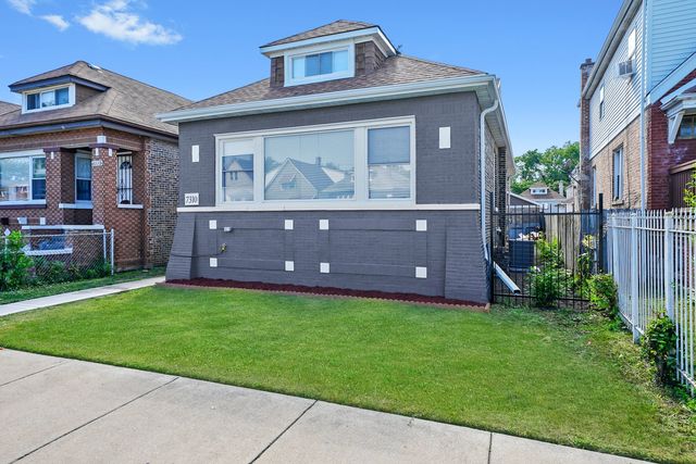 7310 S OAKLEY Avenue, Chicago, IL 60636