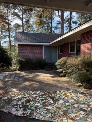 304 Brownrigg Dr, Marshall, TX 75672