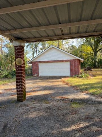 304 Brownrigg Dr, Marshall, TX 75672