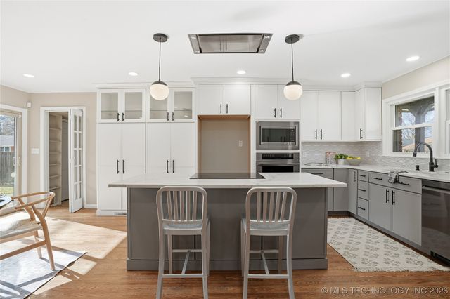 4356 E 56th Place, Tulsa, OK 74135