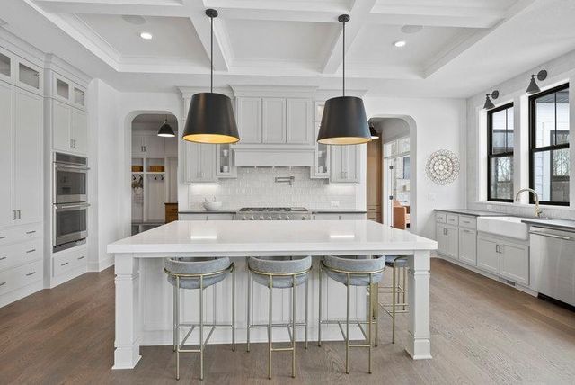 4425 Brindle Drive, Medina, MN 55340