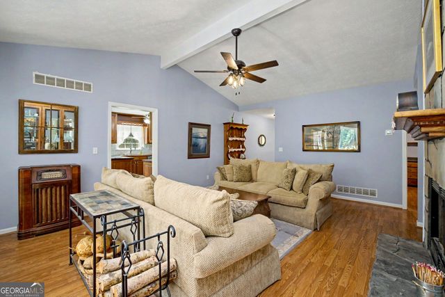 90 Todd Road, Senoia, GA 30276