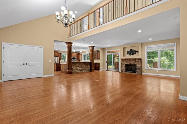1483 St Rt 131, Milford, OH 45150