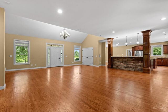 1483 St Rt 131, Milford, OH 45150