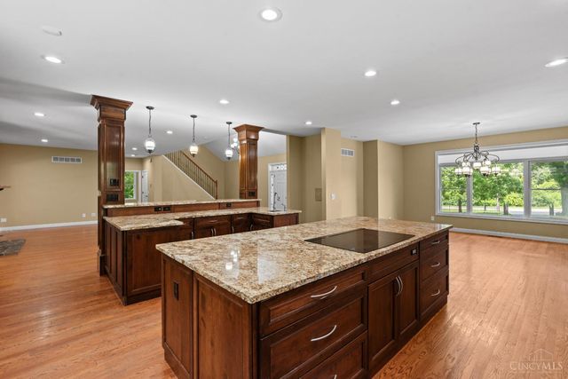 1483 St Rt 131, Milford, OH 45150