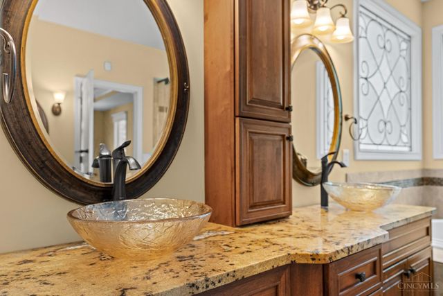 1483 St Rt 131, Milford, OH 45150