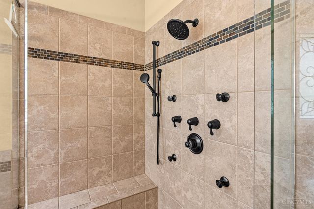 1483 St Rt 131, Milford, OH 45150