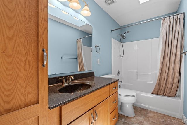 1483 St Rt 131, Milford, OH 45150