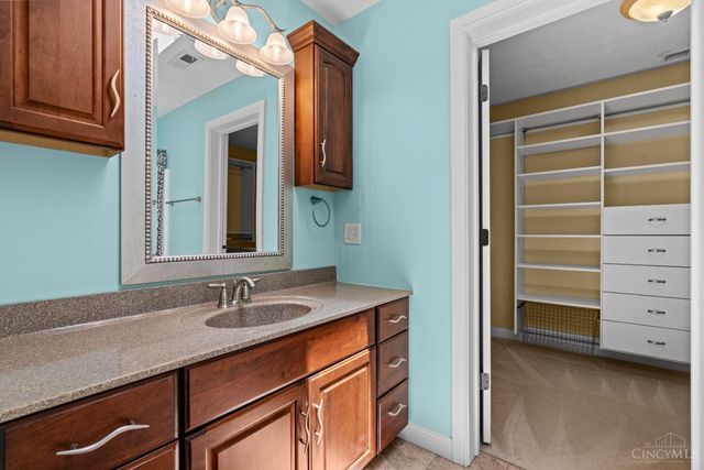 1483 St Rt 131, Milford, OH 45150