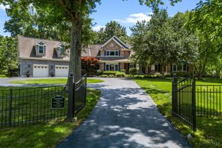 1483 St Rt 131, Milford, OH 45150