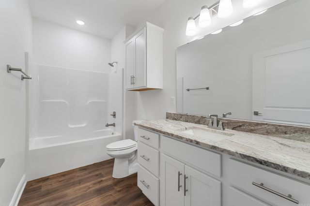 336 Turnberry Court, Mountain Home, AR 72653