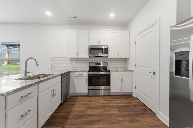 336 Turnberry Court, Mountain Home, AR 72653