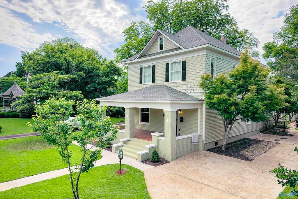 605 Ferry Street, Decatur, AL 35601