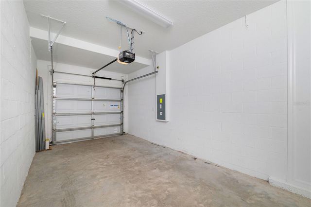 5199 FORUM BOULEVARD, Holiday, FL 34690