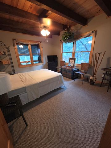 207 Wilderness Way, Blairsville, GA 30512