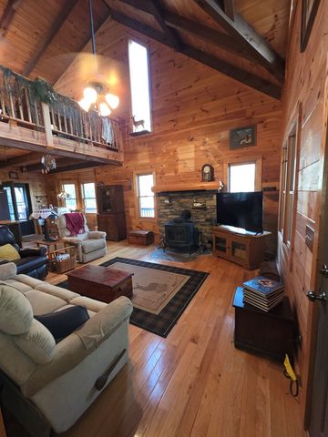 207 Wilderness Way, Blairsville, GA 30512