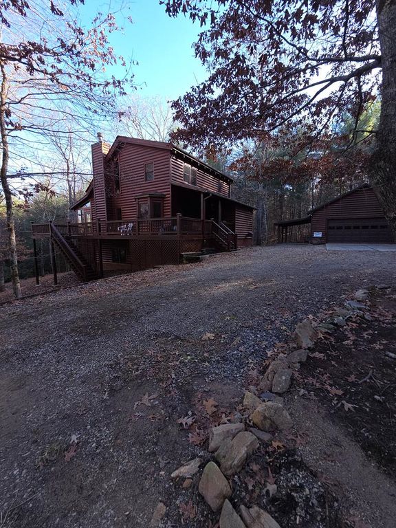 207 Wilderness Way, Blairsville, GA 30512