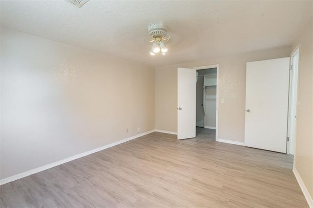 8816 Rolling Green Avenue, Oklahoma City, OK 73132
