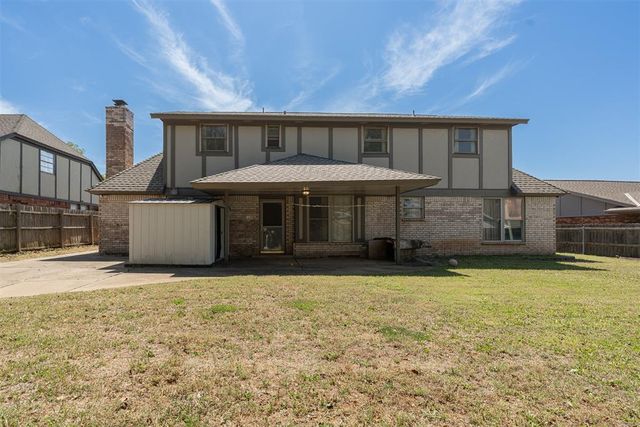 8816 Rolling Green Avenue, Oklahoma City, OK 73132