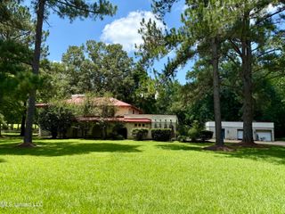 202 Hand Drive, Flowood, MS 39232