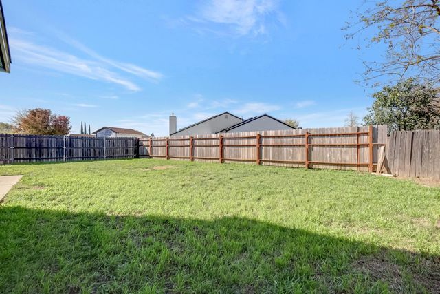 2915 Kola St, Live Oak, CA 95953