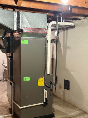 43249 Sunnypoint Drive, Sterling Heights, MI 48313