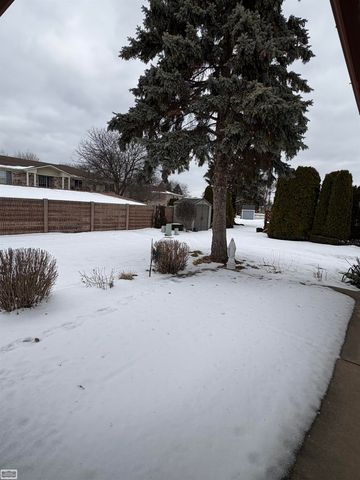 43249 Sunnypoint Drive, Sterling Heights, MI 48313