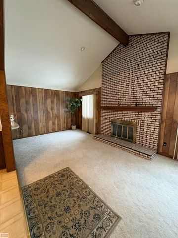 43249 Sunnypoint Drive, Sterling Heights, MI 48313