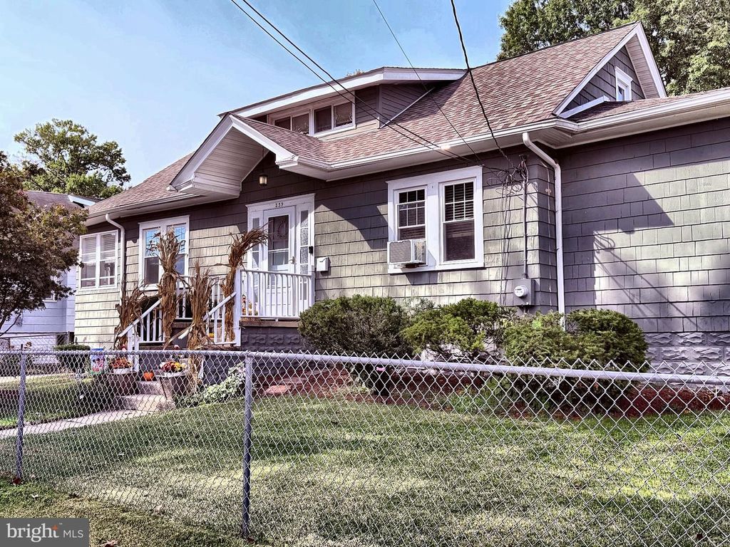 239 NORTHMONT AVE, Mount Ephraim, NJ 08059