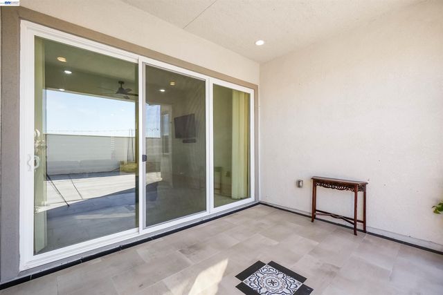 3456 Mulholland Drive, Lathrop, CA 95330