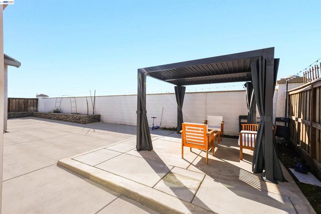 3456 Mulholland Drive, Lathrop, CA 95330